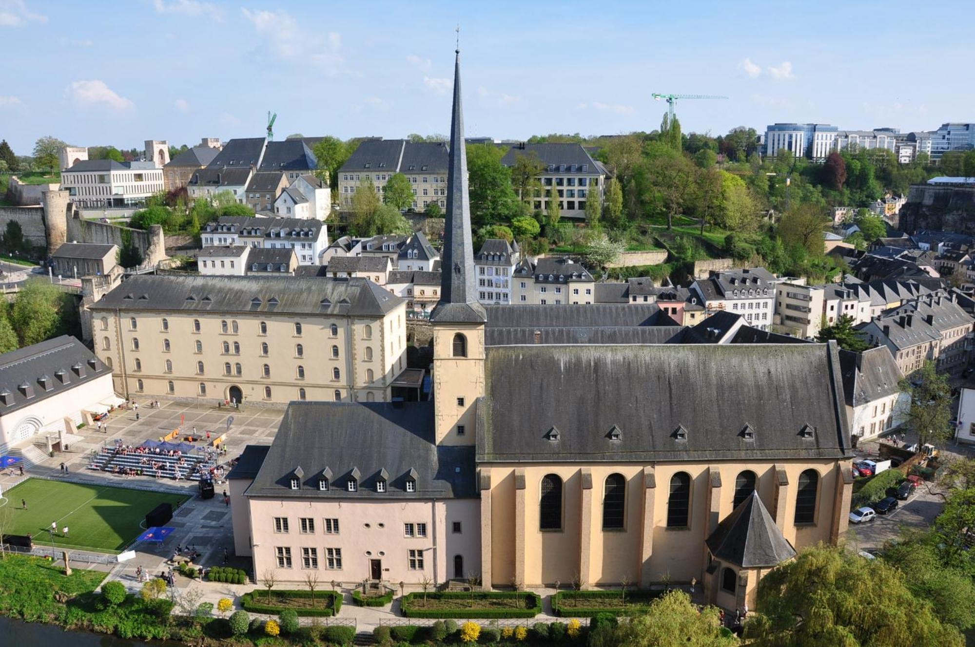 Appartement En Centre Pietonnier Proche De La Gare Thionville Kültér fotó